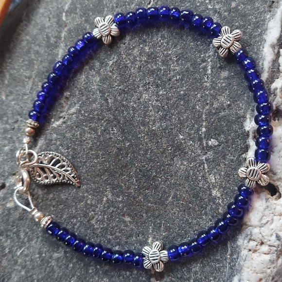 Handmade Bracelet - Picture 1 of 4